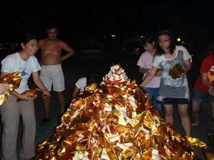 Burning of Chinese Paper Money Burning of Chinese Paper Money