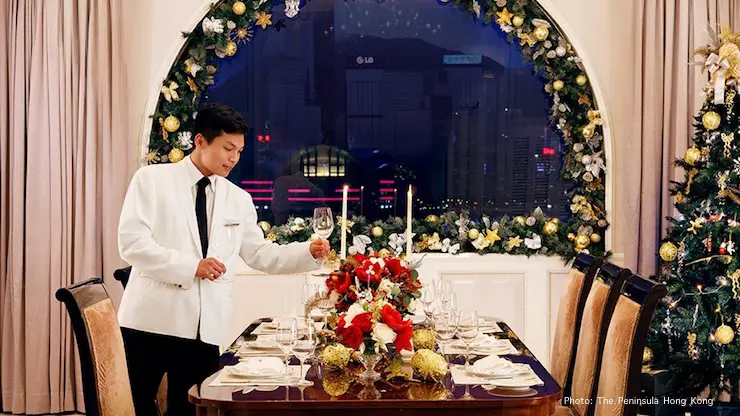 Gearing up for Christmas at the Peninsula Gearing up for Christmas at the Peninsula