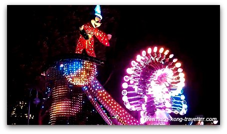 Disney Paint the Night Parade: Mickey Final Float Disney Paint the Night Parade: Mickey Final Float
