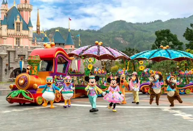 Disney Springtime Egg Stravaganza Disney Springtime Egg Stravaganza Easter Eggs with Star Wars Characters