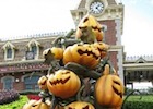 Halloween at Disneyland Hong Kong Halloween at Hong Kong Disneyland