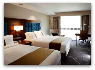 Double Beds at Holiday Inn Golden Mile Double Beds at Holiday Inn Golden Mile