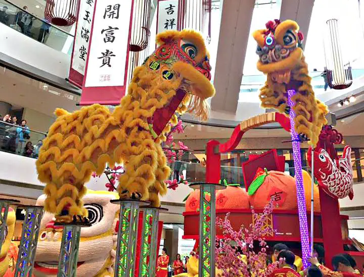 Chinese New Year Lion Dance in Hong Kong at Harbour City Chinese New Year Lion Dance in Hong Kong at Harbour City