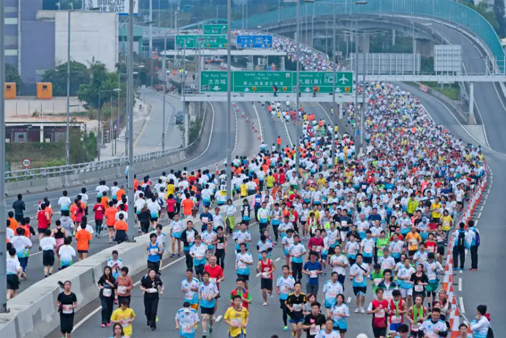 Hong Kong Marathon Runners over the Bridge Hong Kong Marathon runners over the bridge