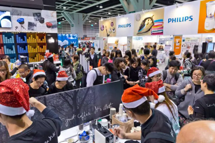 Hong Kong Mega Showcase: Christmas Shopping on Steroids at the HK Convention Centre Hong Kong Mega Showcase: Christmas Shopping on Steroids at the HK Convention Centre