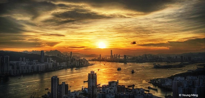 Hong Kong Travel: Victoria Harbour Sunset Hong Kong Travel: Victoria Harbour Sunset
